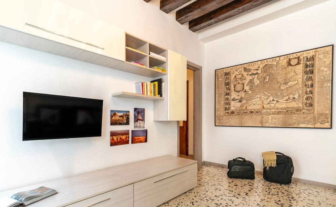 Ponte Squero Flat M0270423226 Apartment Venesia Bagian luar foto