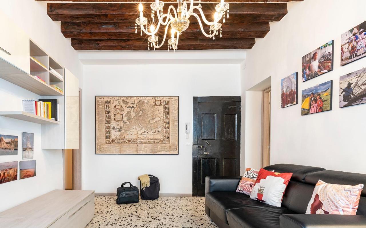 Ponte Squero Flat M0270423226 Apartment Venesia Bagian luar foto
