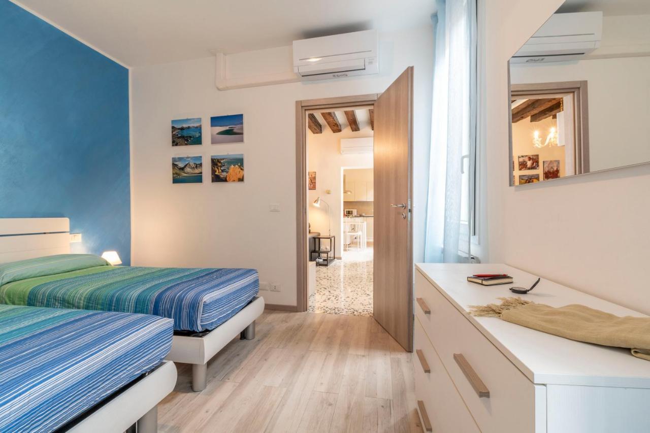 Ponte Squero Flat M0270423226 Apartment Venesia Bagian luar foto